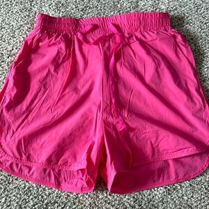 Buffbunny flo shorts, size small, hot pink, in great condition